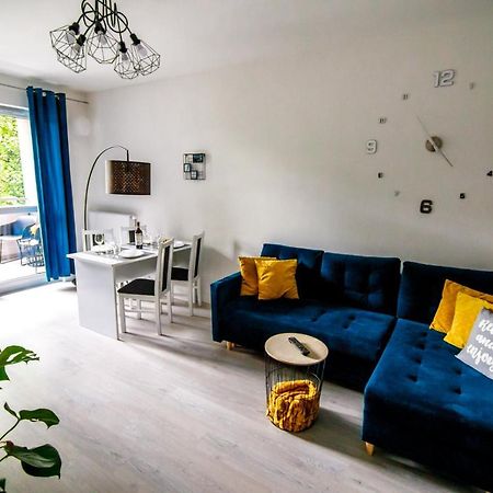 شقة Apartament White ايوافا المظهر الخارجي الصورة